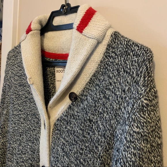NWOT Roots Classic Cardigan - Picture 8 of 9
